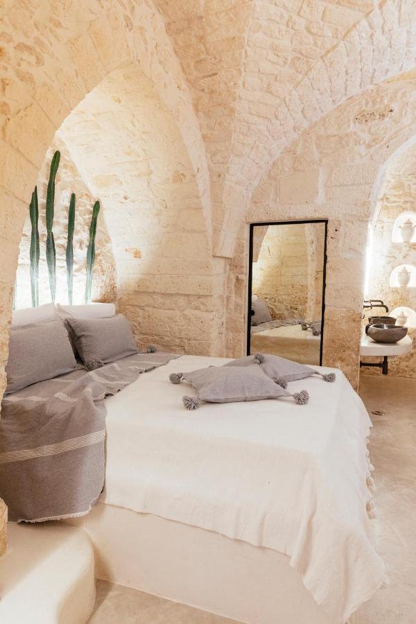 Bed and Breakfast Alesia Luxury Cave Ostuni Zewnętrze zdjęcie