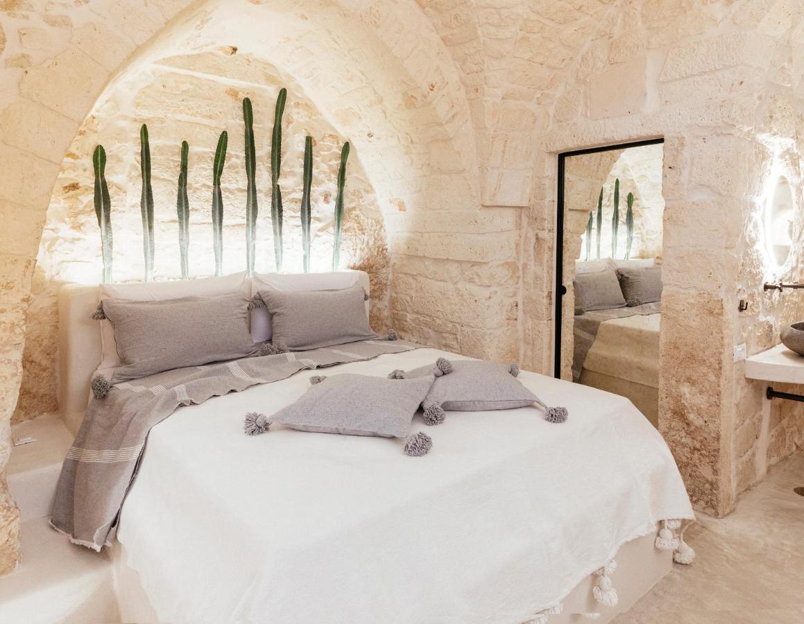 Bed and Breakfast Alesia Luxury Cave Ostuni Zewnętrze zdjęcie
